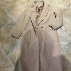 Long Trench Winter coat camel color XS